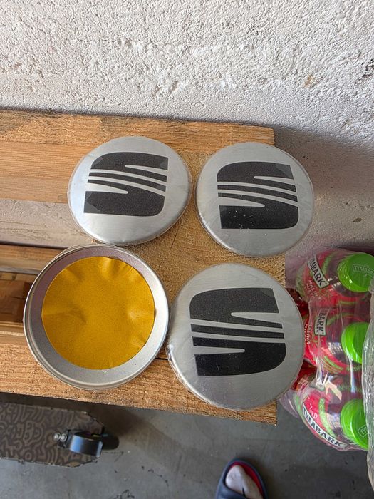Emblematy wklejki na felgi kapsle seat 60mm
