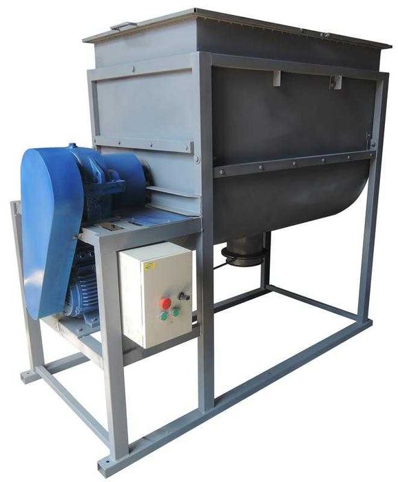 Кормозмішувач кормів, ленточний, горизонтальний міксер 500л