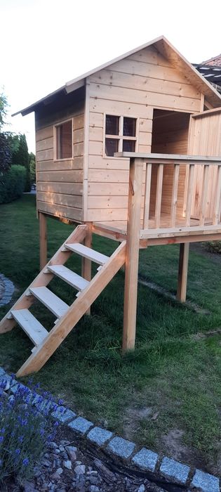 Domek dla dzieci  , duży,  solidny