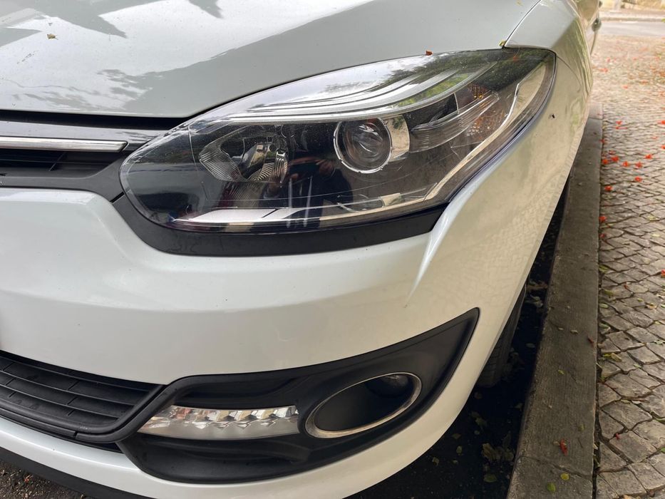 Vendo carro particular cor branco