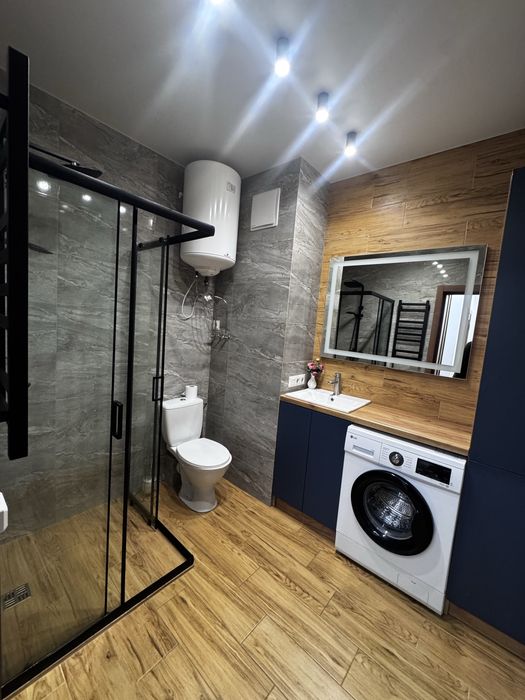 Продам квартиру Варшавський Плюс 70м 2к Виговського Змієнка Олеся