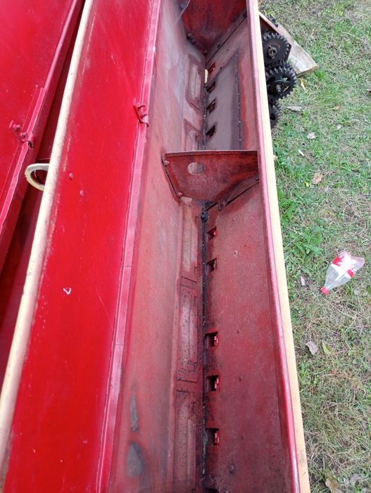 Ящики до сівалки сз 3,6 з висівними апаратами в зборі