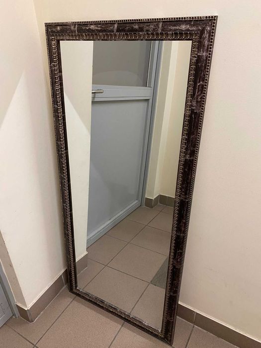 lustro w imitacji starej, srebrnej ramy 50x120