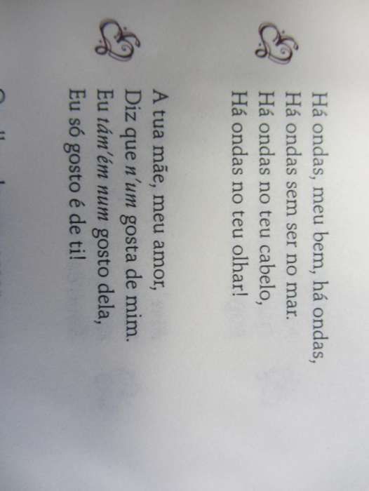 "Memory of a People" SIGNED, by Isabel Silvestre (2010)64575356718466122