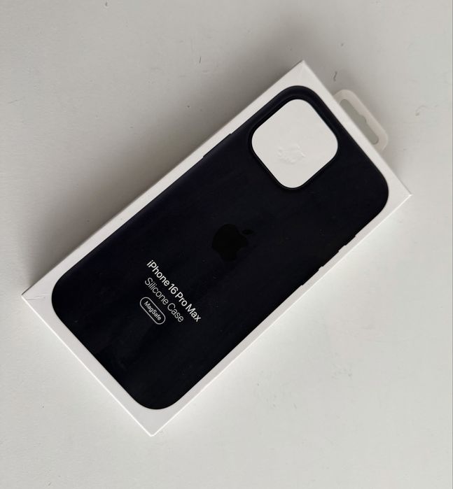 Capa iPhone 16 Pro Max Silicone Preta Original