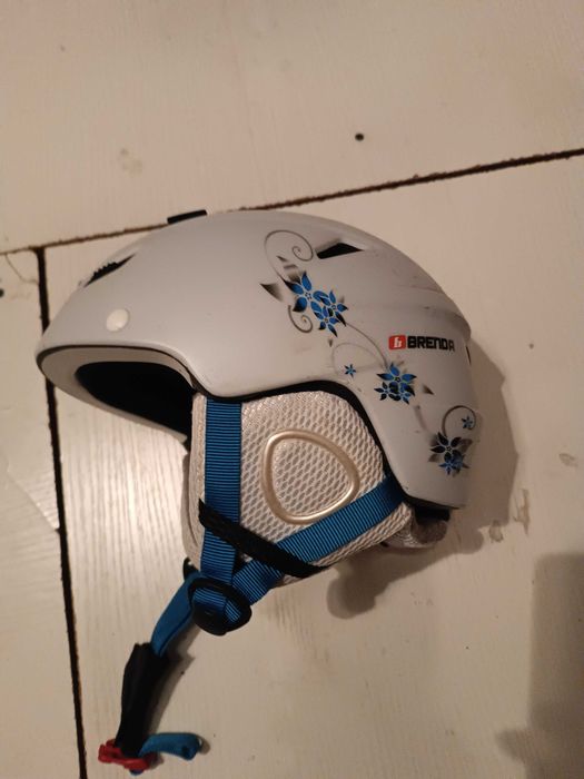 Snowboard, Narty, Buty, Kaski, Kijki - Sprzedam