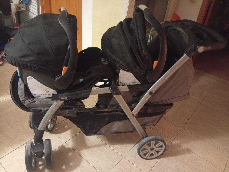 Carrinho bebe  com ovos
