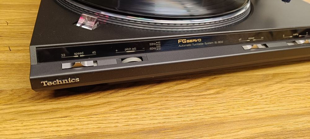 Вініловий програвач Technics SL-BD 3 (відео роботи)