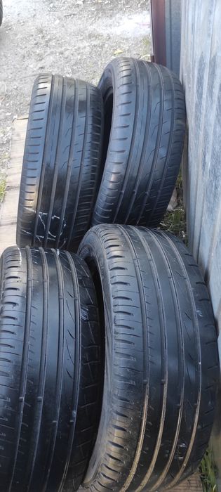 Sprzedam komplet opon 215 55R16 TOYO !