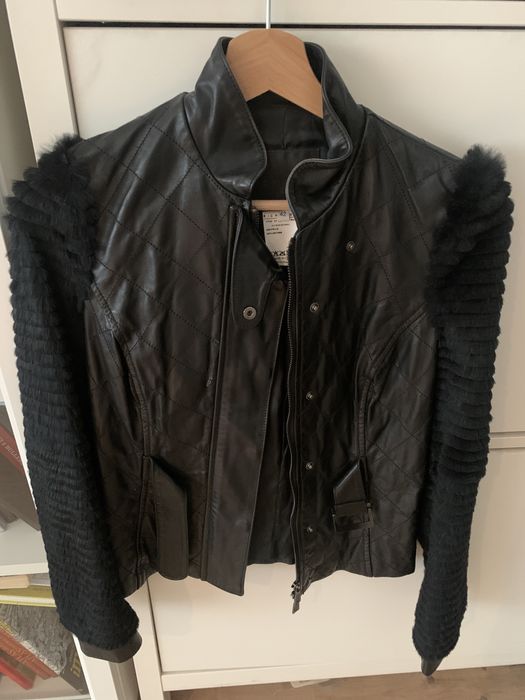 Kurtka skórzana z rękawami z futra firmy John Richmond