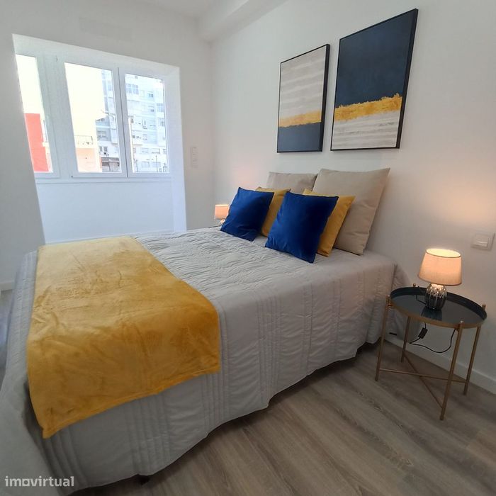 T3 Remodelado com Suite, Open Space e Arrecadação junto ao Colombo