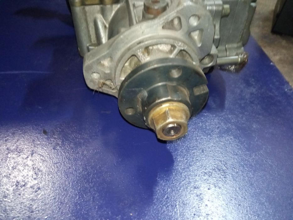 Тнвд ПНВТ Паливний насос Audi A3 Skoda Octavia 0460404977 Golf VW Cadd