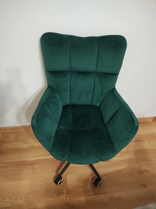 Fotel welur butelkowa zieleń