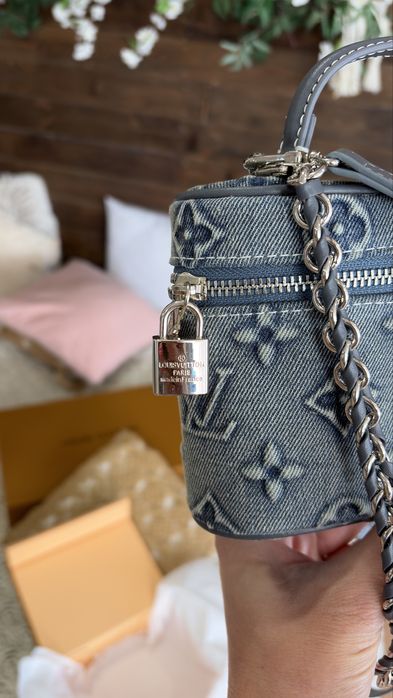 Сумка Louis Vuitton