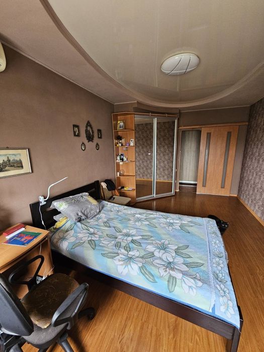 Продаж квартири на Сонячному