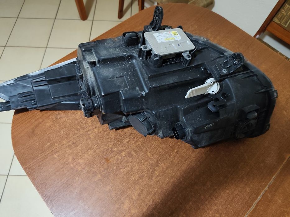 Lampa Xenon Hyundai i40