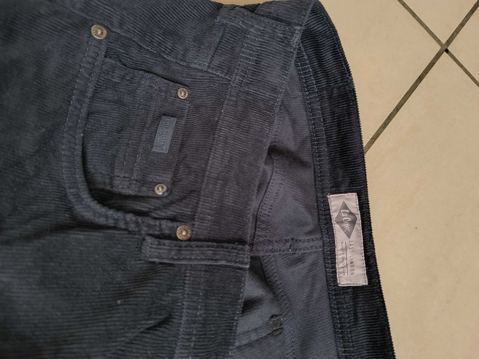 Spodnie sztruksowe Lee Cooper
