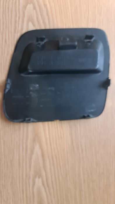 Заглушка бампера Рено Дастер