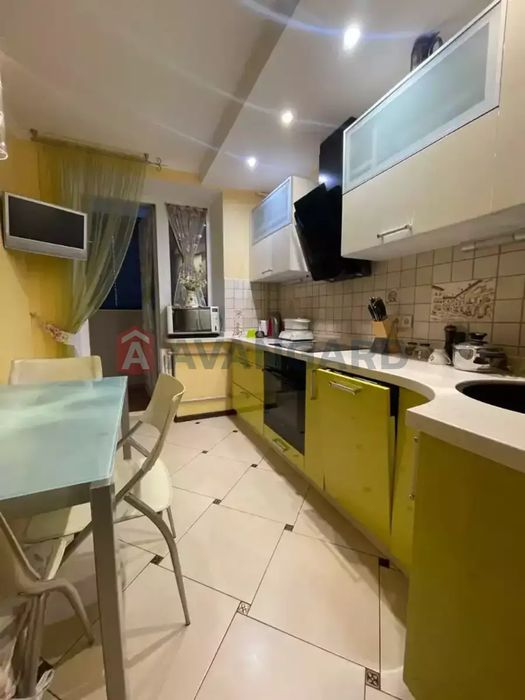 ПРОДАМ 3к квартиру Тополь Джинчарадзе