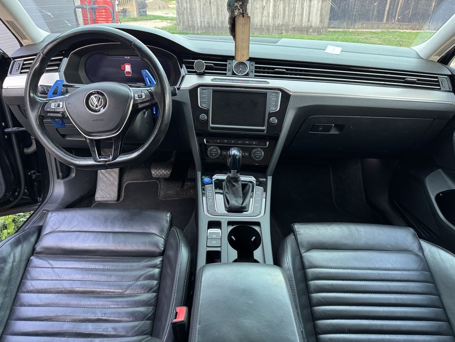 Volkswagen passat b8 2.0 Bitdi 4motion DSG matrix