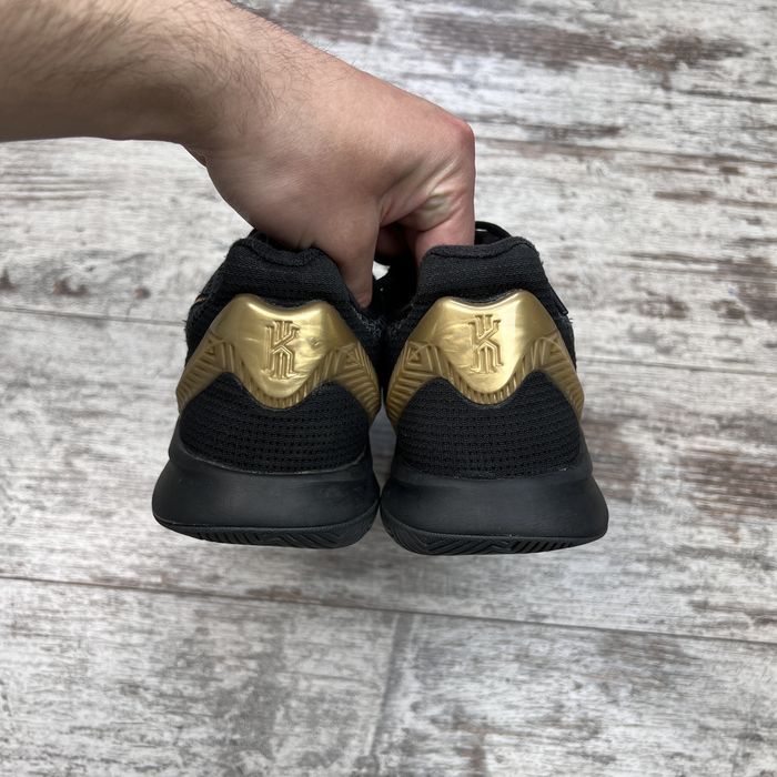 Кросівки Nike Kyrie Flytrap 2 A04436-004 розмір 42,5 оригінал
