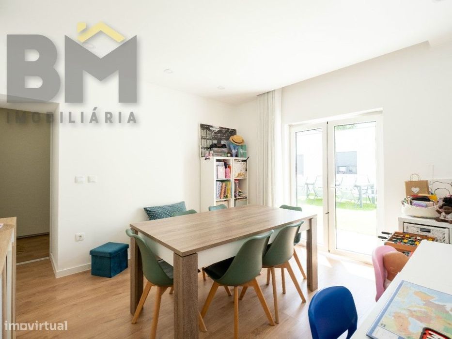 Moradia T4 com jardim em Castelo Branco