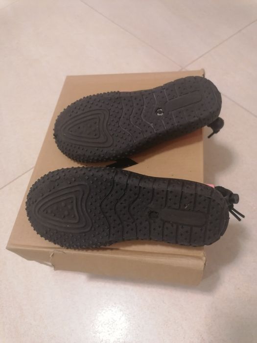 Buty do pływania rozmiar 30/31