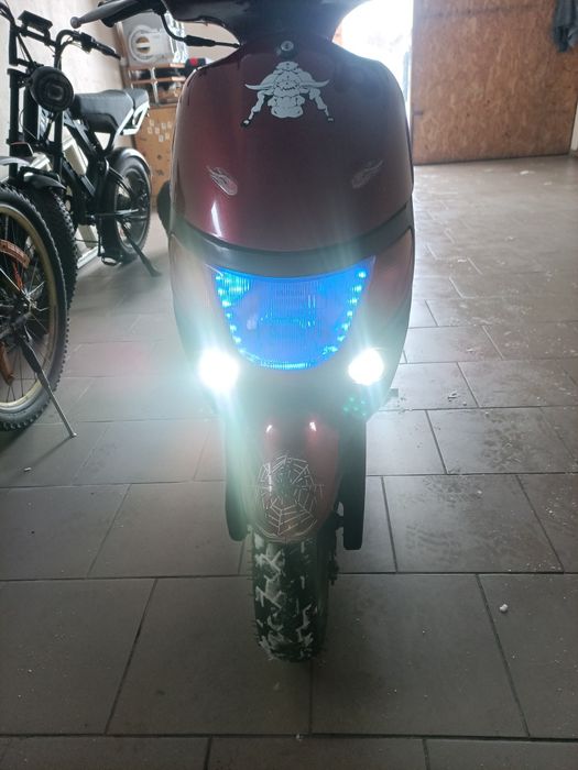 Скутер Suzuki let's на реєстрації 49.9