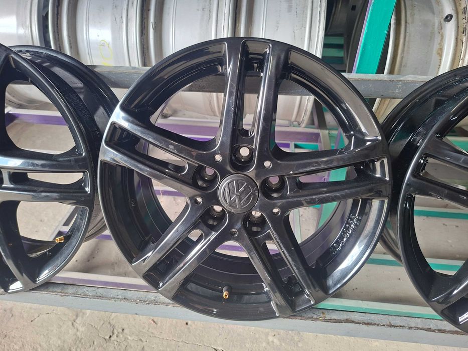 Диски Ріал Фольцваген 5/112 R16 6,5J ET42 Rial Volksvagen Golf.