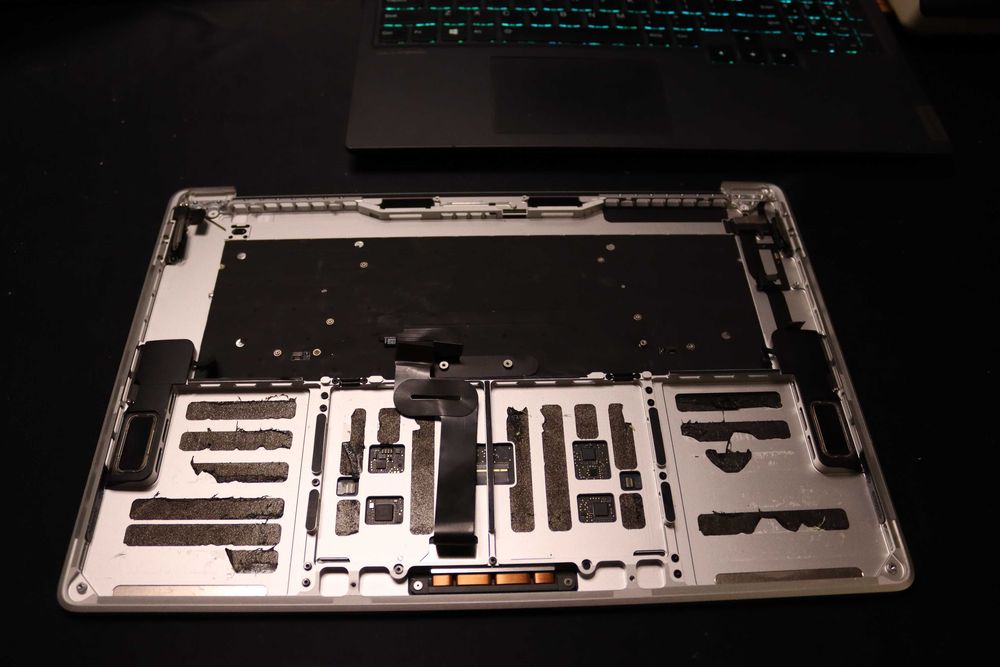 Palmrest Apple MacBook Pro 15,4" A1707  (6269)