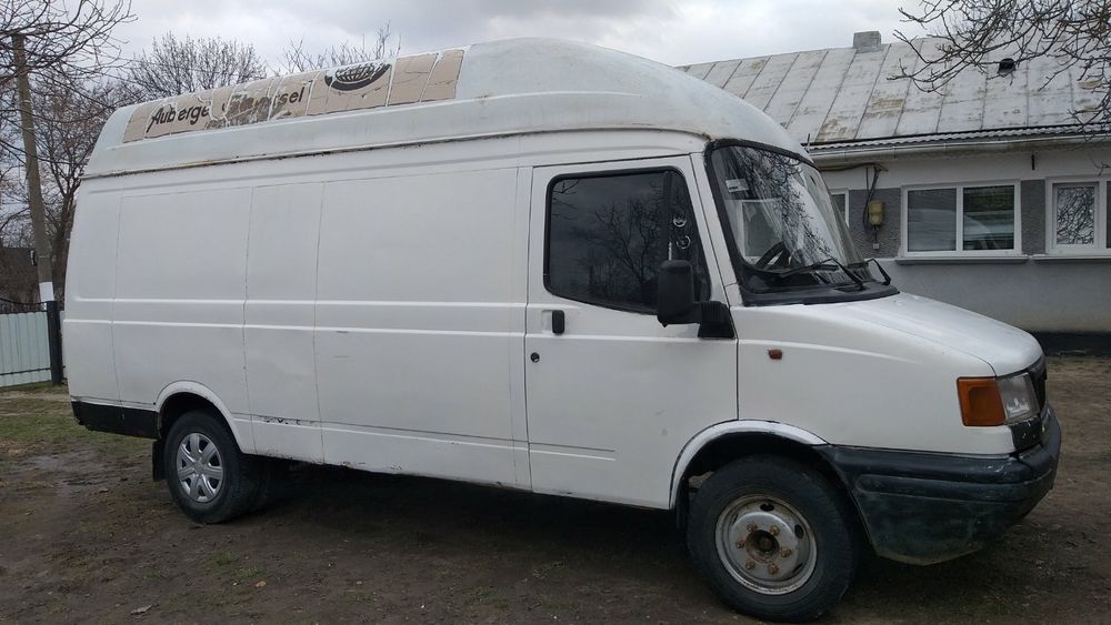 Продам або обміняю чудовий мікроавтобус  LDV Convoy