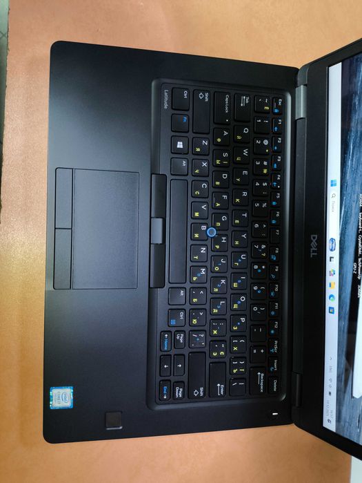 Сенсорный ноутбук Dell Latitude 5490 i5-8250U 16/256Gb