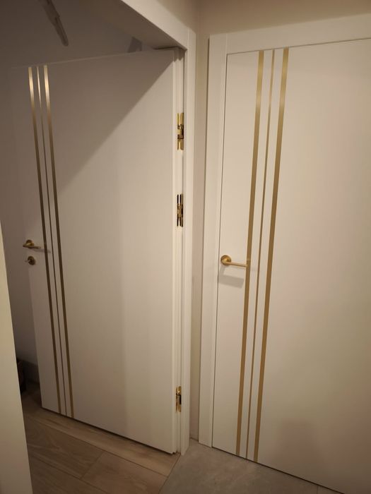 Montaż i serwis drzwi, okien, parapetów