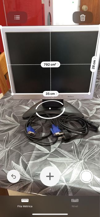 Monitor belinea - Com os cabos