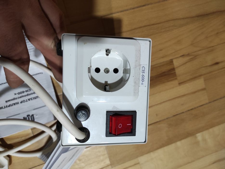 Стабилизатор напряжения ДІА-Н СН-600-Х