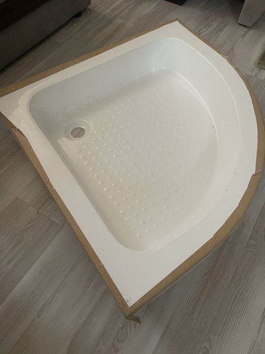 Продаж піддону для душу