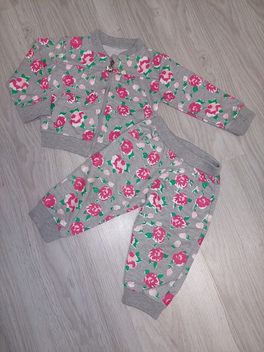 Спортивний костюм на дівчинку 74-80 розмір, кофта+штанці