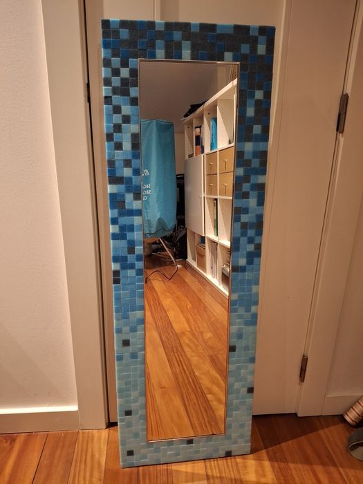 Espelho com moldura tipo pastilha cerâmica64751010084995120