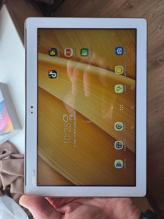 Планшет Asus Zenpad Z300M 2/16gb / WIFI