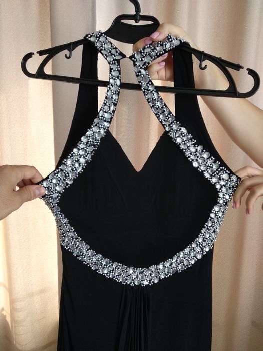 Продається вечірня сукня