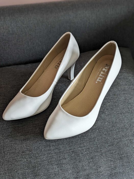 Buty ślubne białe obcas