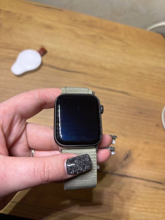 Apple watch Watch SE 44 mm акб 98%