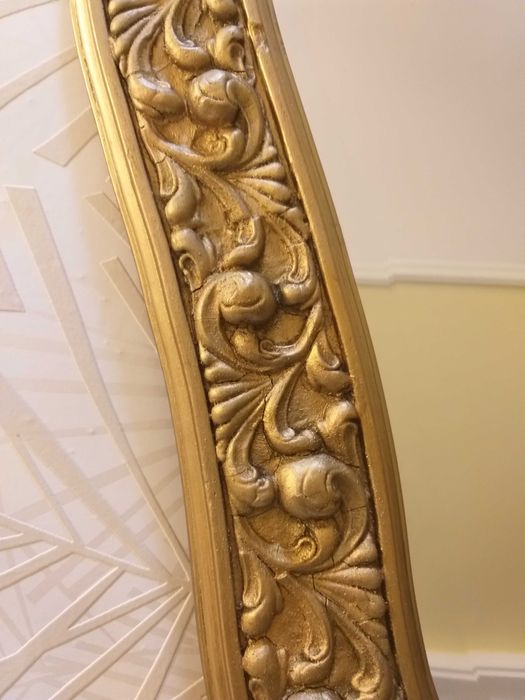 Grande espelho de parede madeira talha e gesso dourado