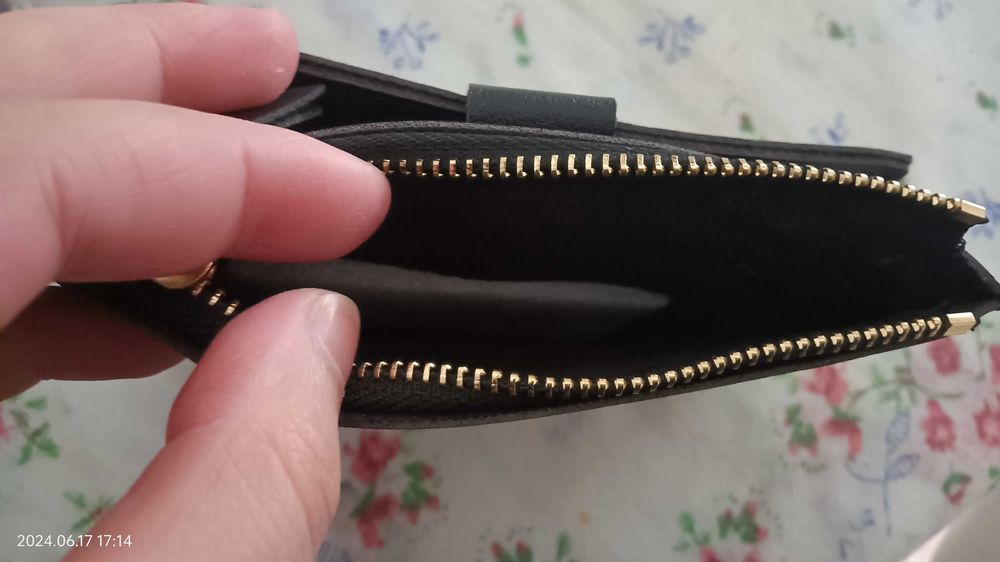 Carteiras novas femininas