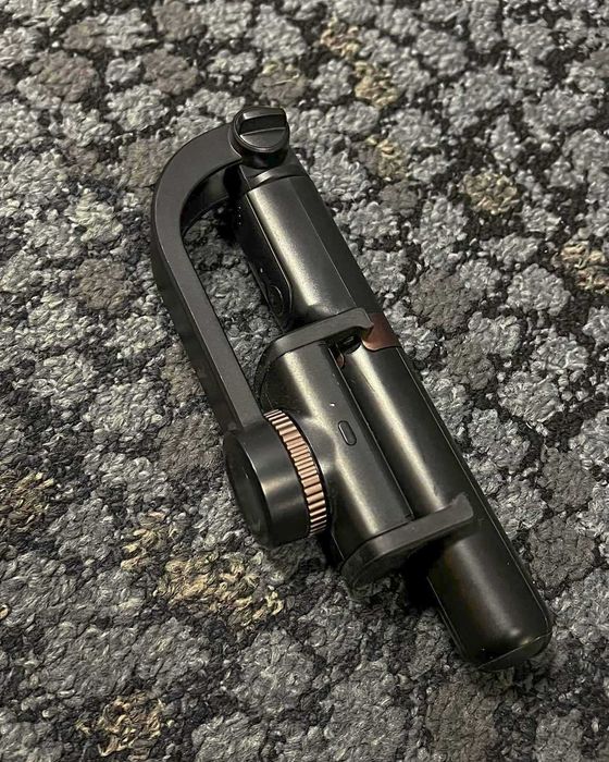 Statyw / Tripod do smartfona z pilotem Bluetooth