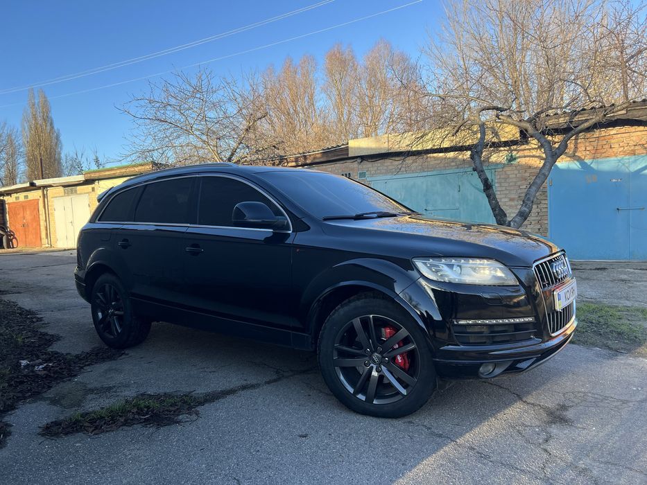 Audi Q7 3.0 TDI 2007 рік. Без пневми..