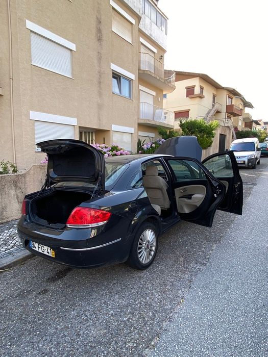 Fiat línea 2008 só pegar e rodar!
