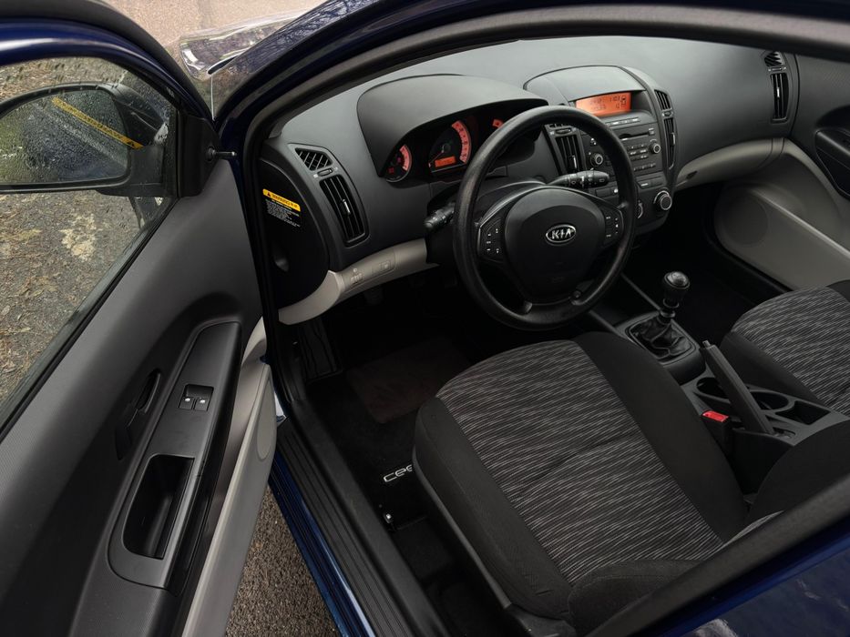 Kia Cee'd 1.4 Attract