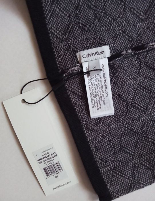 Nowa oryginalna czapka zimowa Calvin Klein