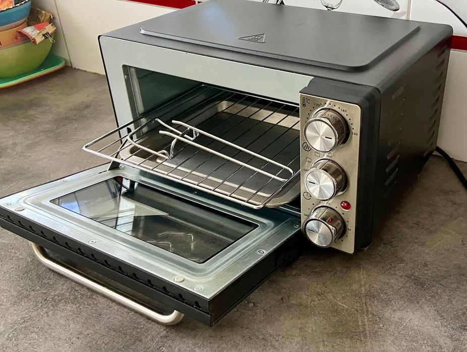 Piekarnik wolnostojący Raven